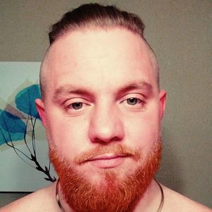 Meet your Posher, Dustin